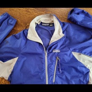Like new patagonia windbreaker